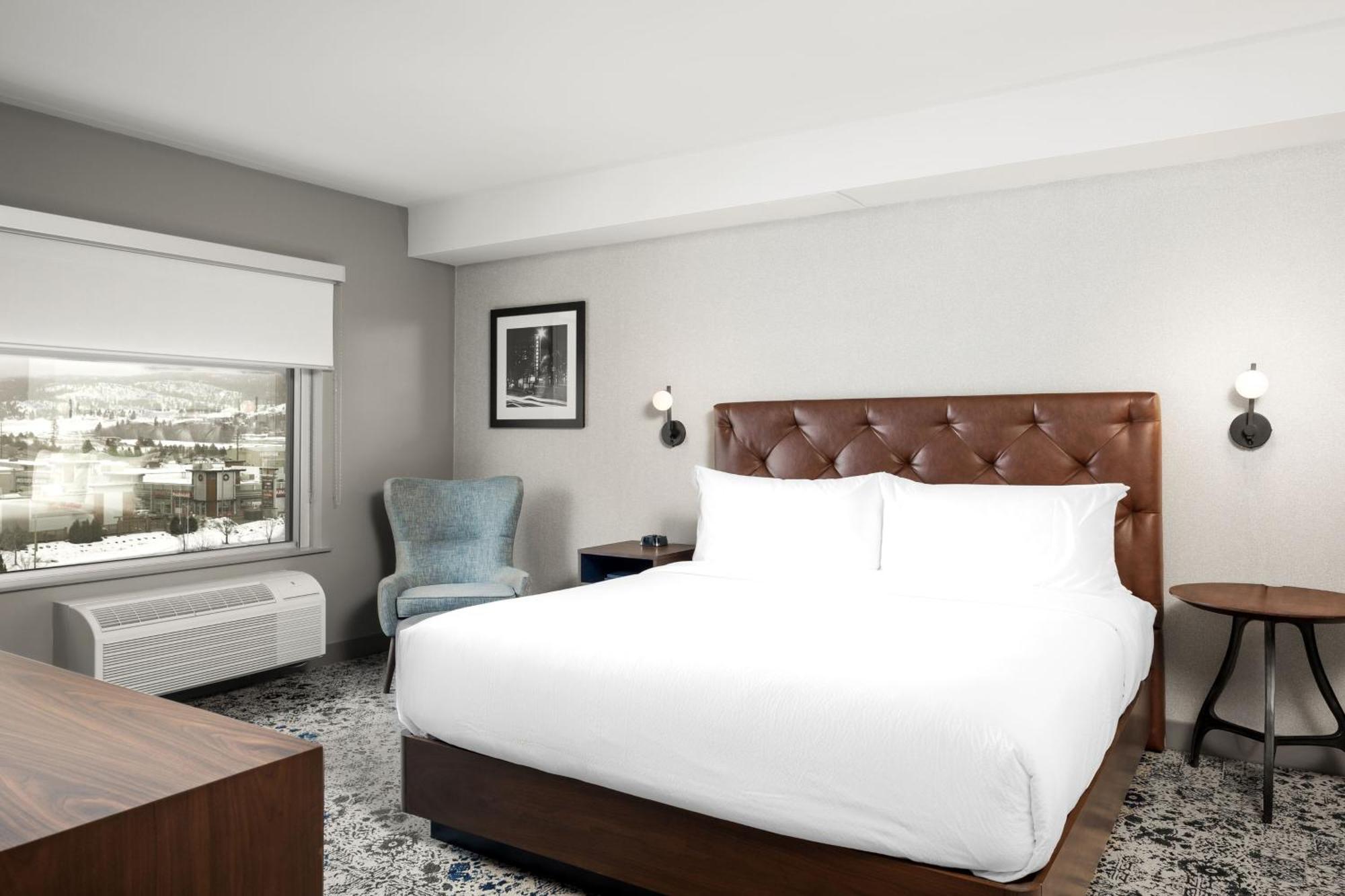 Four Points By Sheraton Kelowna Airport Экстерьер фото