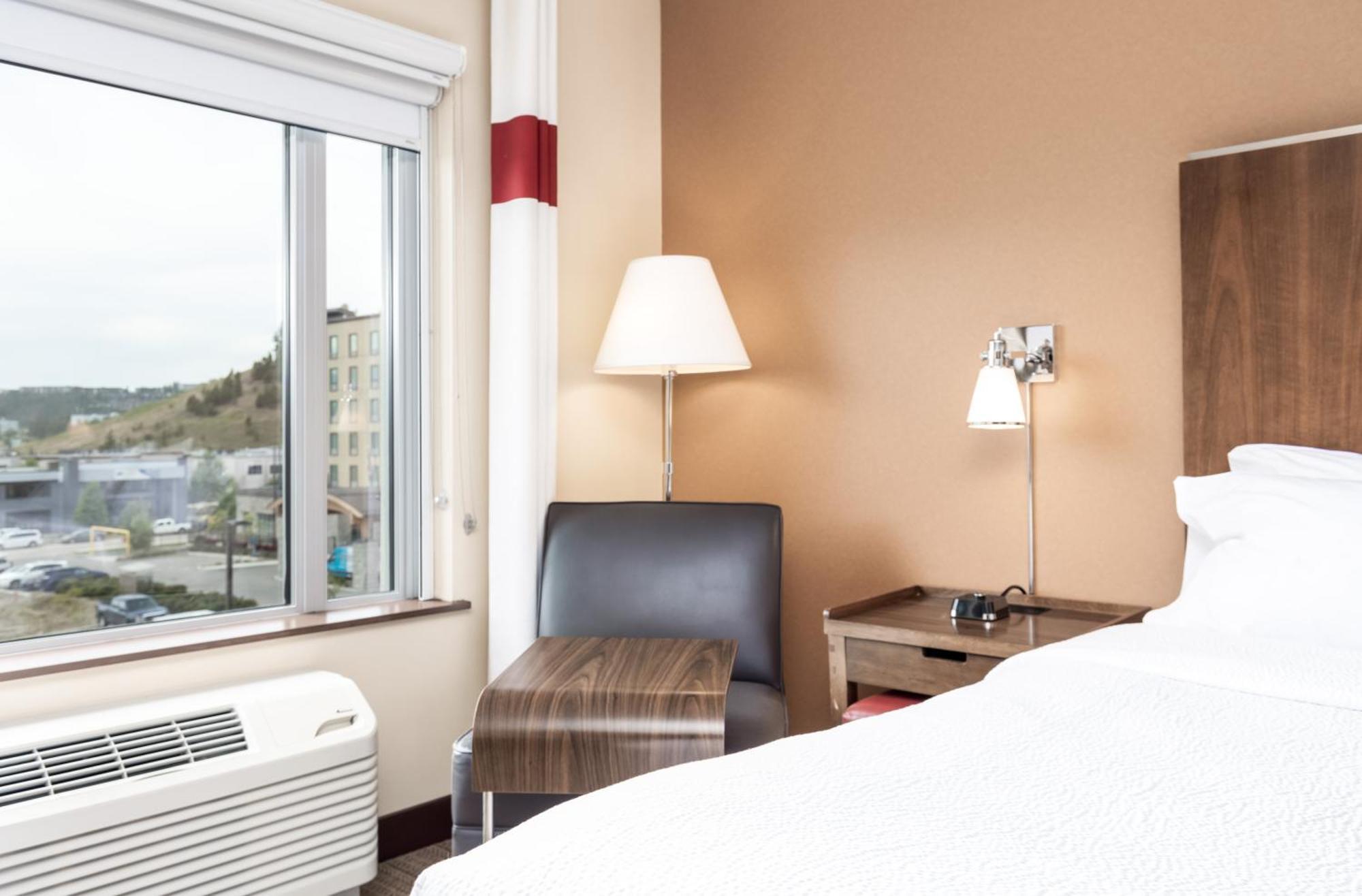 Four Points By Sheraton Kelowna Airport Экстерьер фото